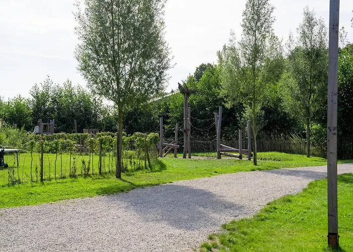 Treehouse In Tournai With Sauna & Forest Views Casa vacanze