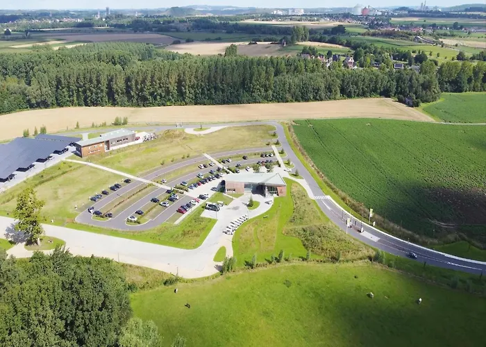 Casa vacanze Treehouse In Tournai With Sauna & Forest Views *